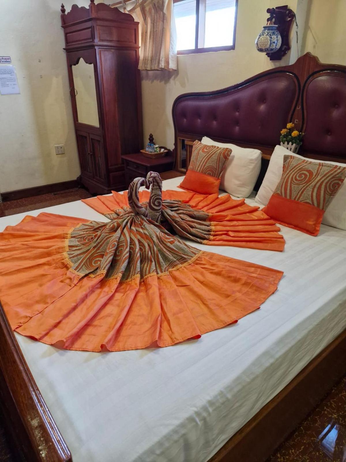 Hotel Sakura Wood House Luang Prabang Exterior foto