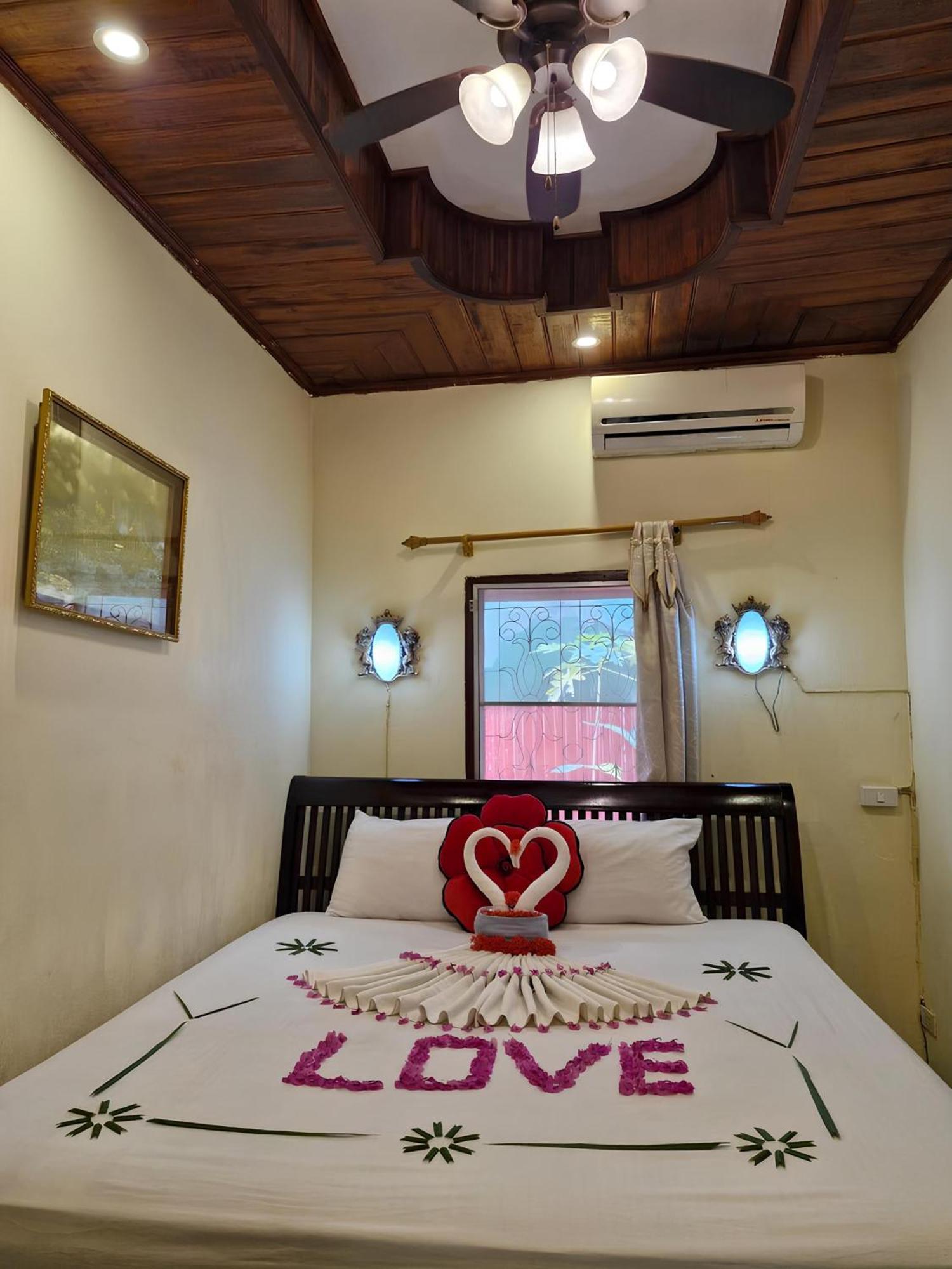 Hotel Sakura Wood House Luang Prabang Exterior foto