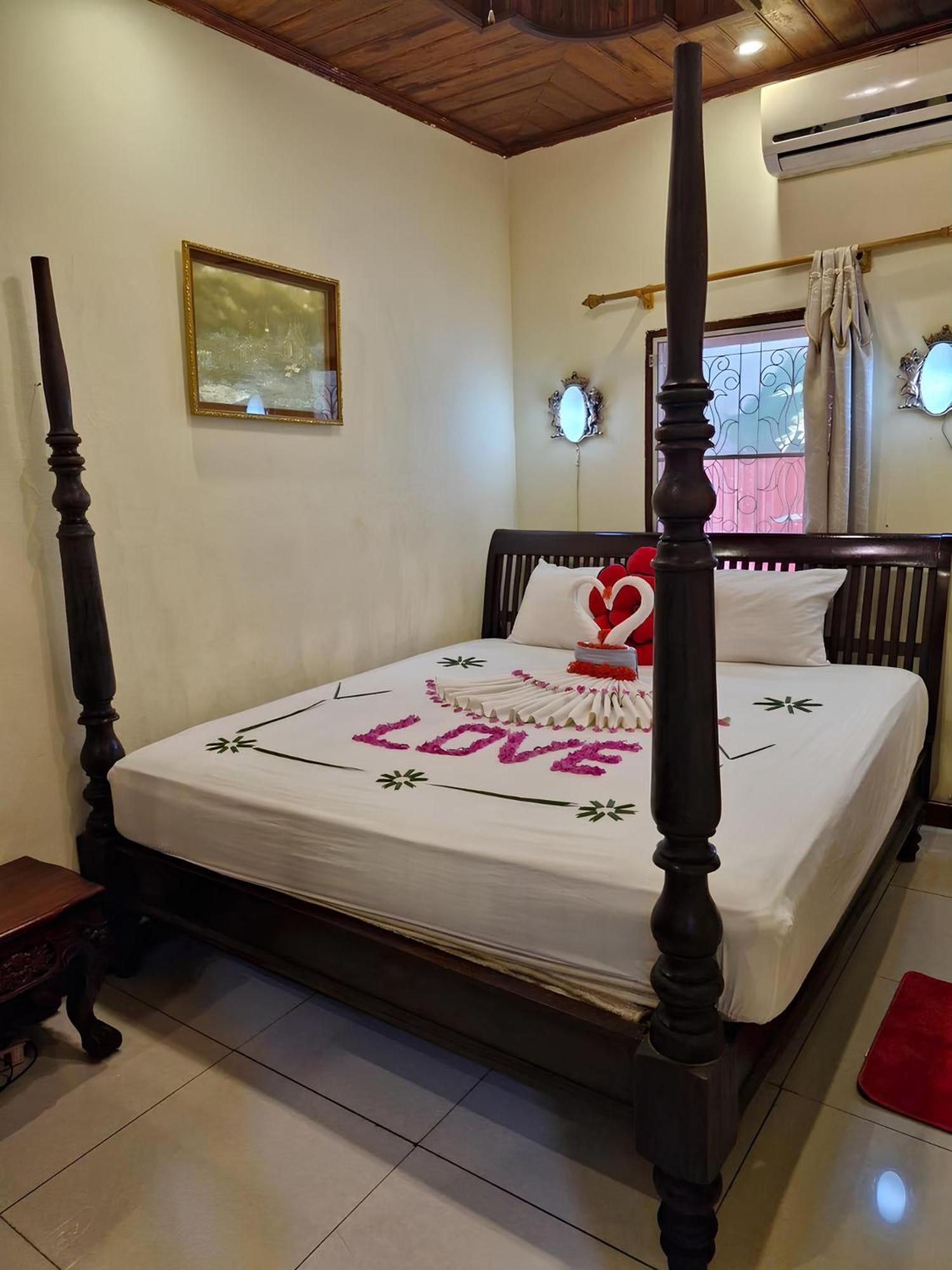 Hotel Sakura Wood House Luang Prabang Exterior foto
