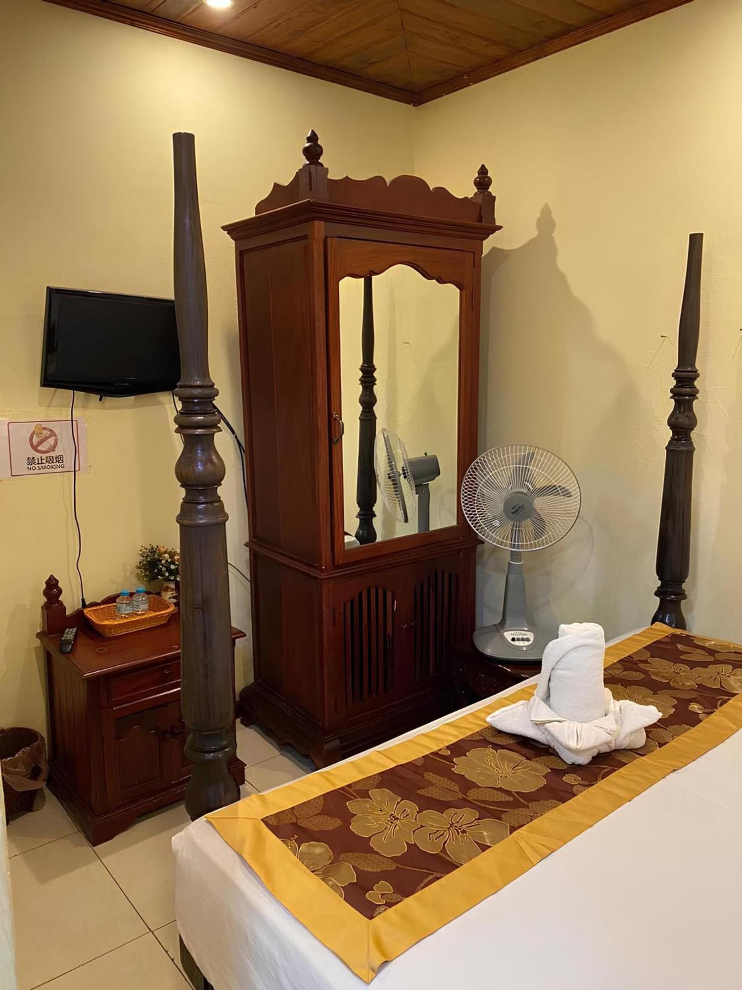 Hotel Sakura Wood House Luang Prabang Exterior foto